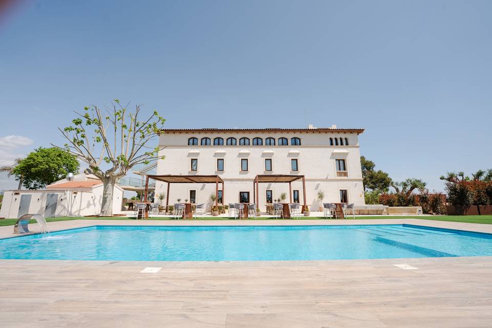 El Serral Hotel