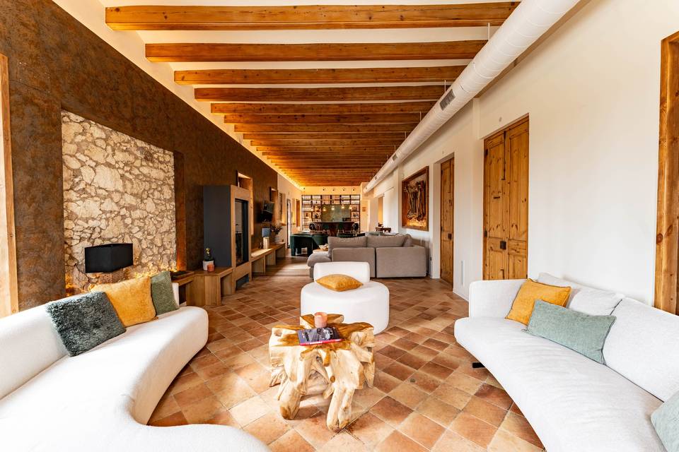 El Serral Hotel