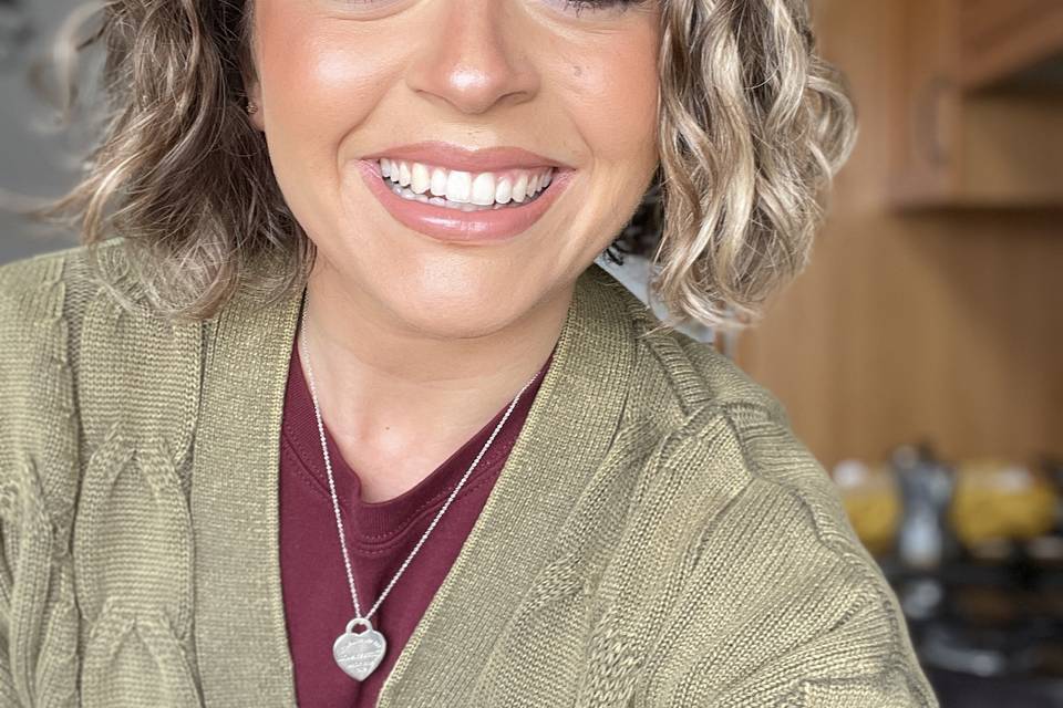 Anto Pedroso Makeup
