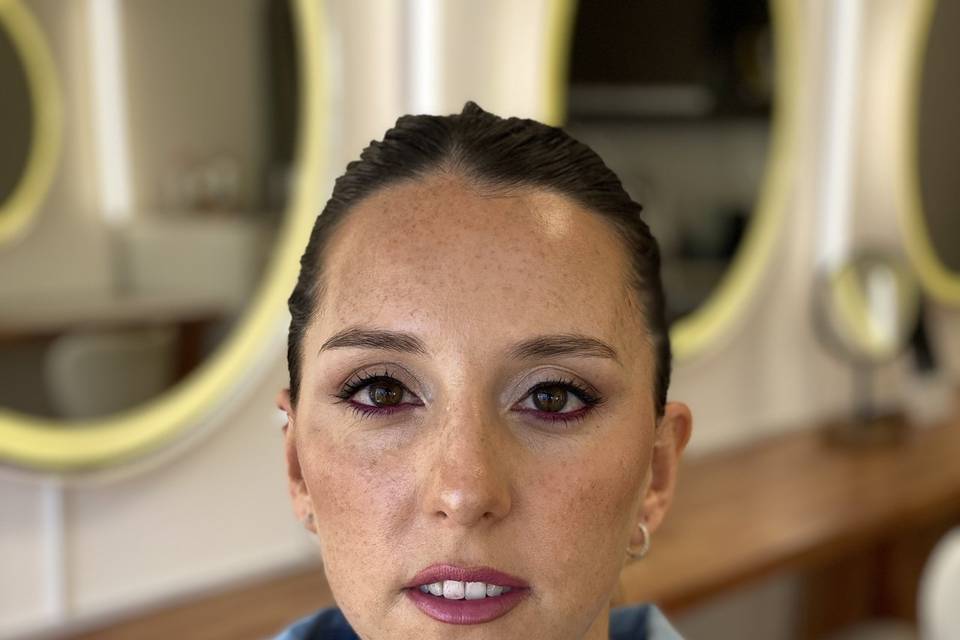Anto Pedroso Makeup