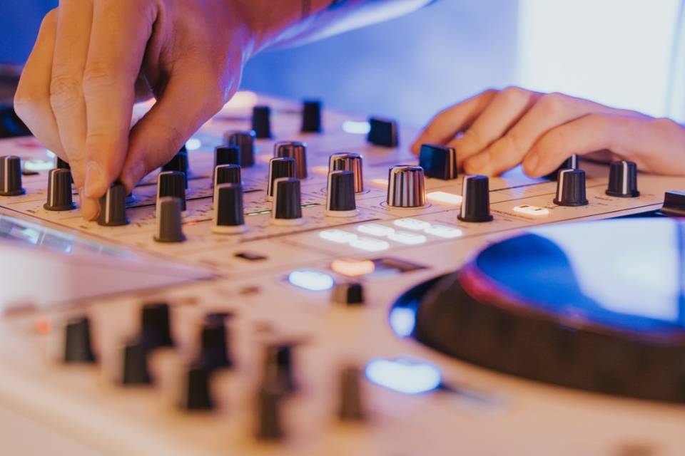 Set Dj