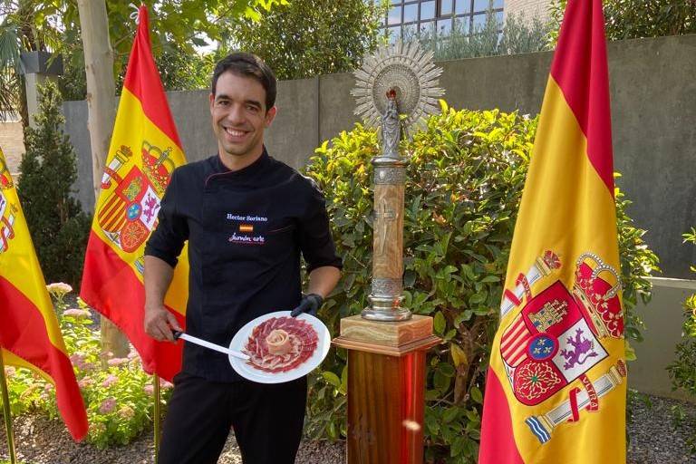Héctor Soriano Marzo - Cortador de Jamón