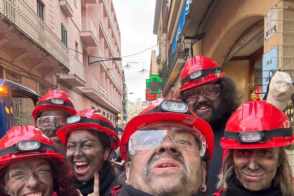 Haciendo de bomberos