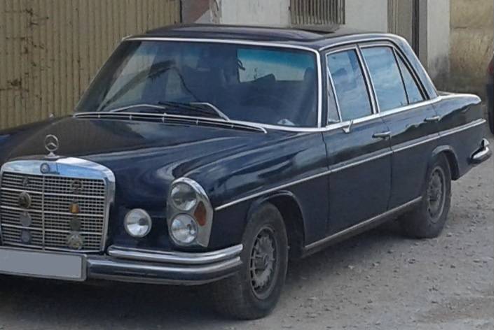 Mercedes 280 se