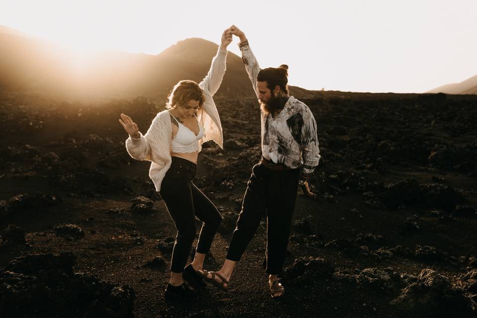 Bailando bajo un volcán