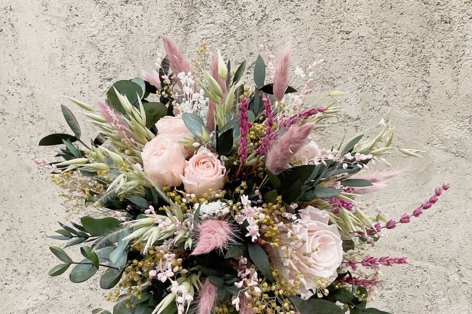 Ramo preservado con rosas