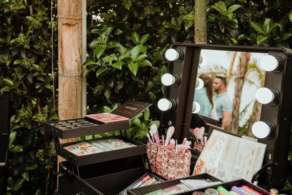 Stand glitter bar