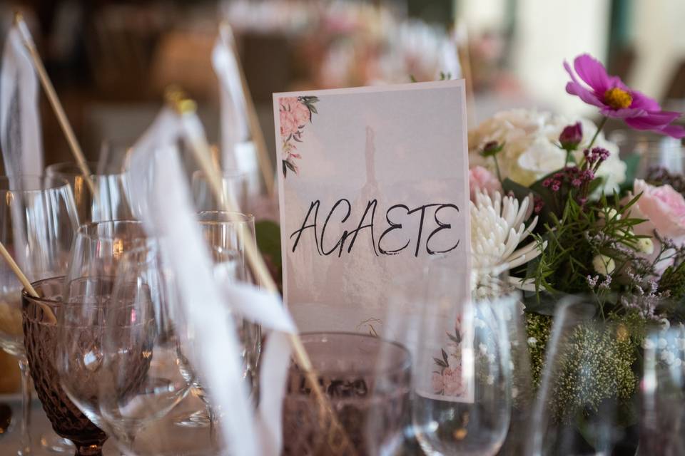 Diseño personalizado para mesa