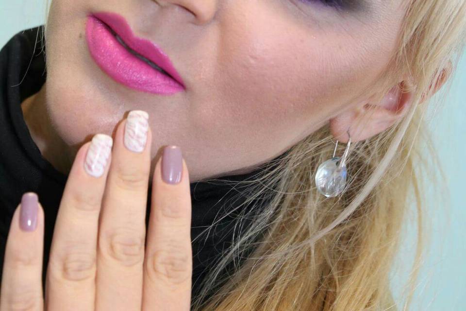 Lili Nails & Makeup