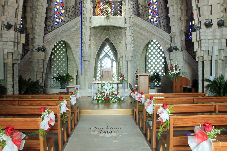 Entrada a la iglesia