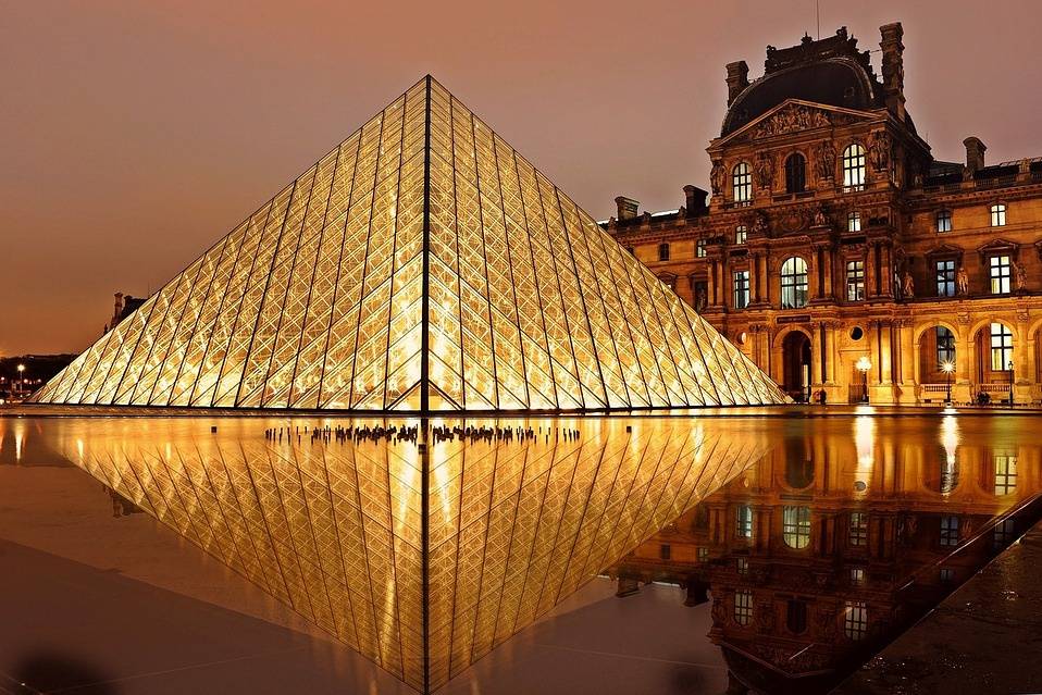 Louvre, París