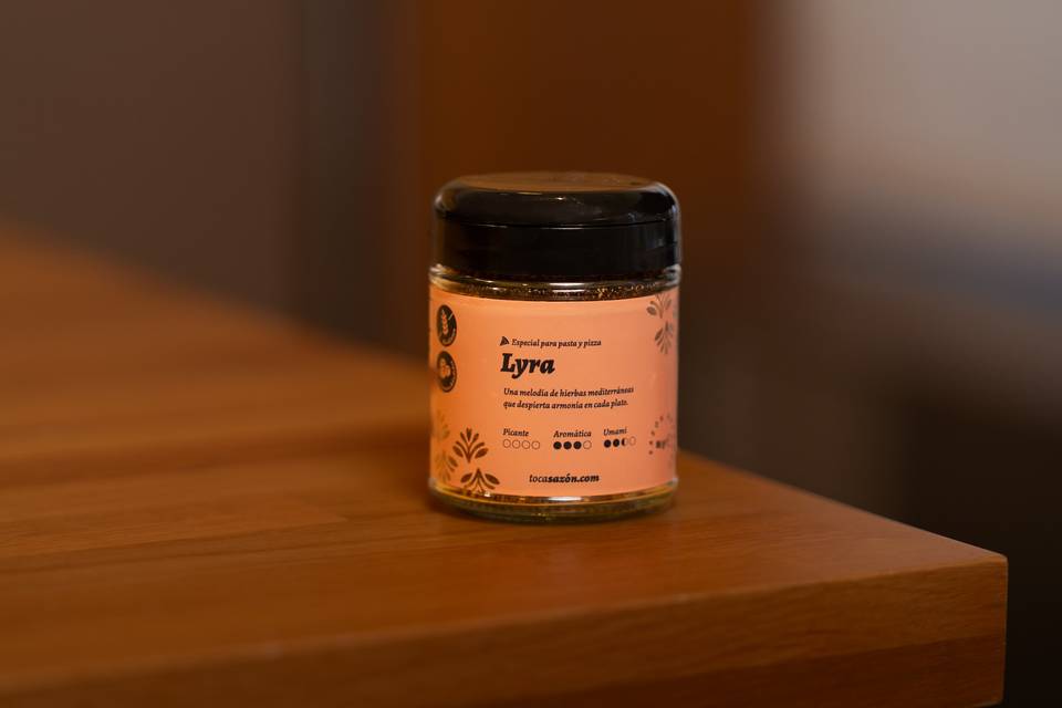 Lyra