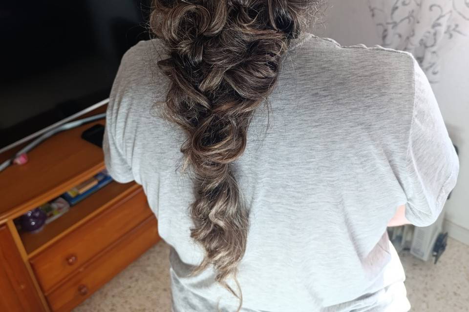 Recogido de bucles y trenzas