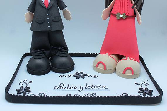 Fofucha Personalizada - Modelo BÁsico | Caprichos - Detalles de boda,  invitaciones y regalos