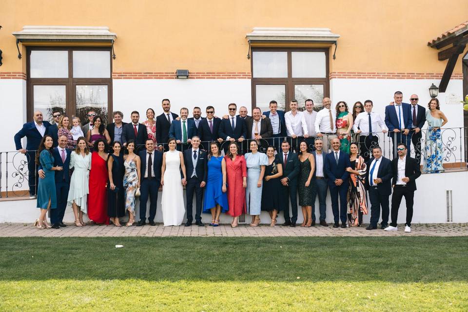 Familia