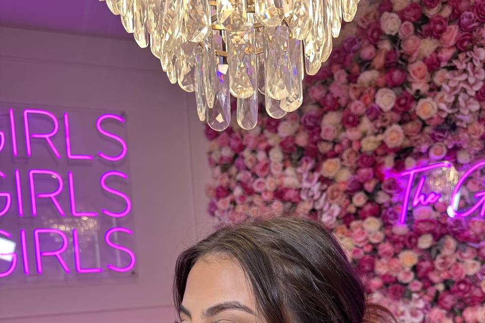 Full glam