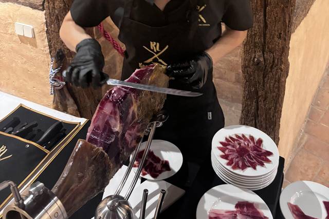 Raquel López - Cortador de jamón