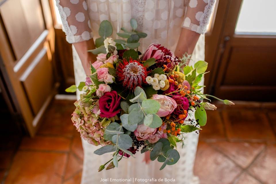 Ramo con proteas