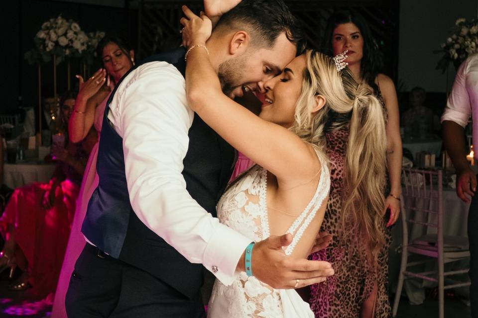 Boda A&R