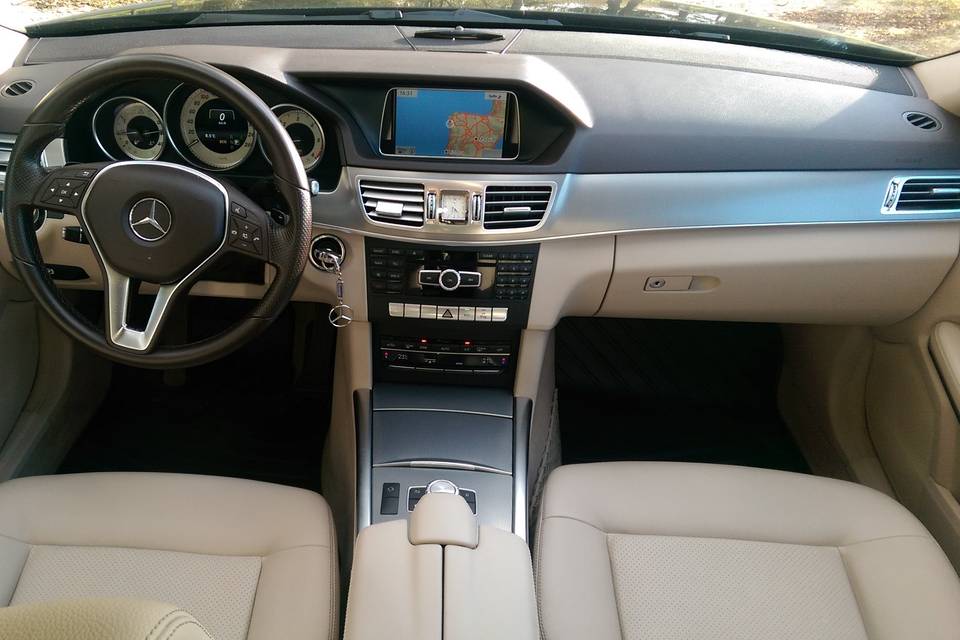 Interior del Mercedes E220