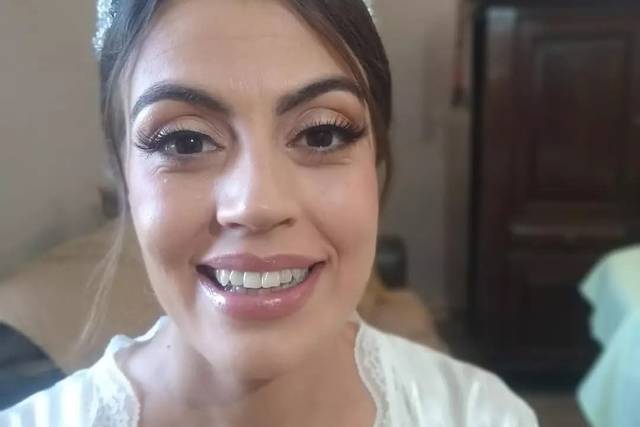 Peluquería y Maquillaje Zoraima