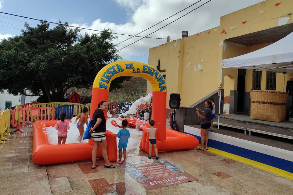 Fiesta de la espuma