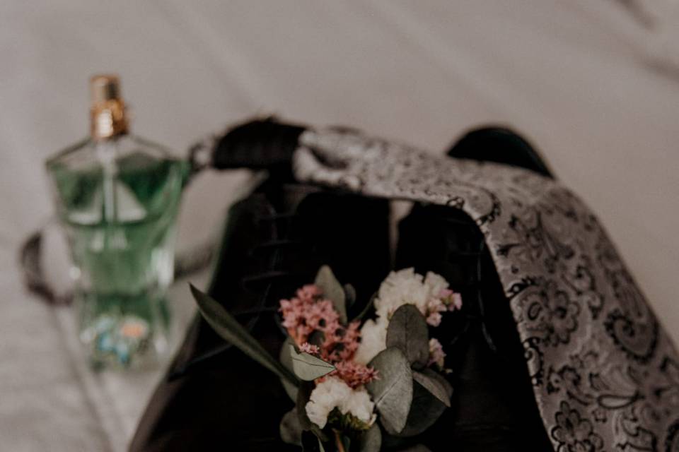 Detalles del novio