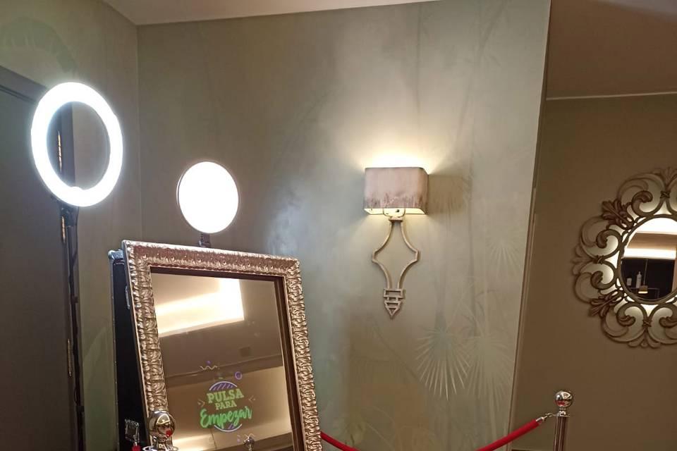 Fotomaton Magic mirror