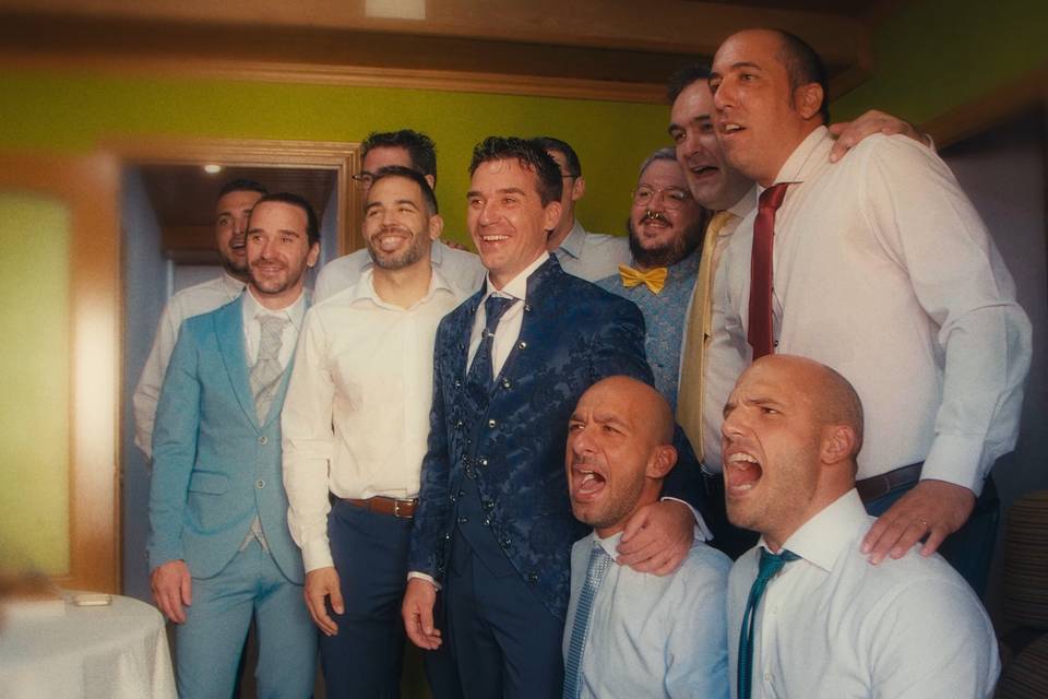 Amigos del novio