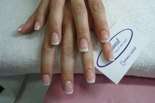 Manicura color rosa