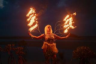 Troya Experiences