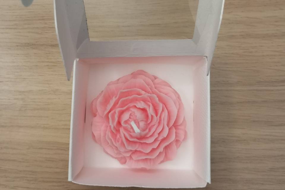Vela en su caja personalizada