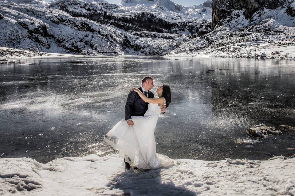 Postboda Lagos de Covadonga