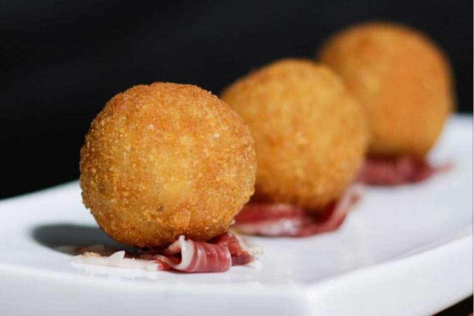 Croquetas de lechona