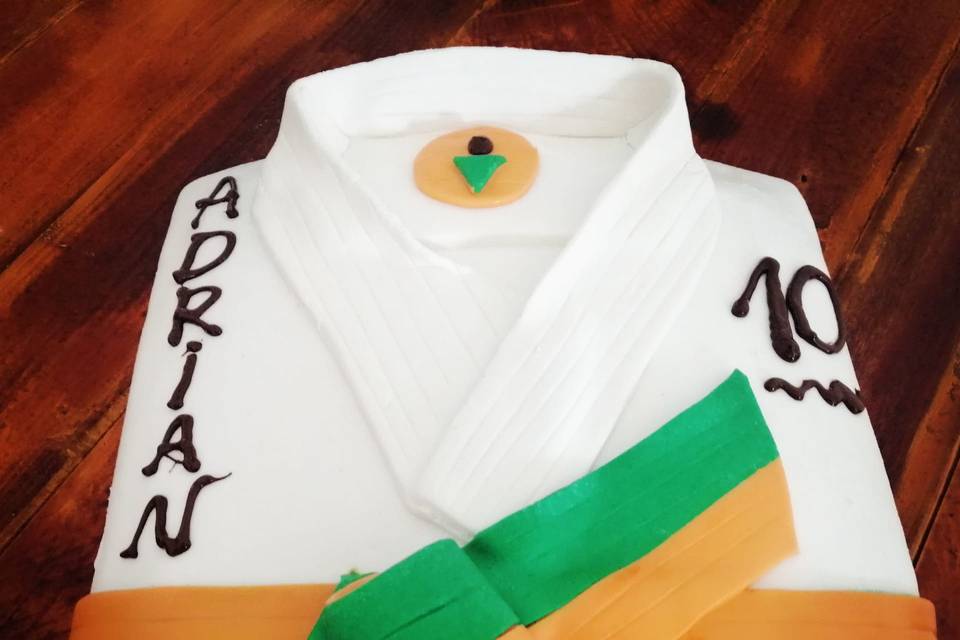 Tarta kimono de karate