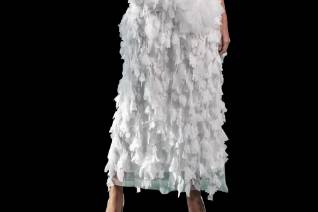Vestido de novia plumas