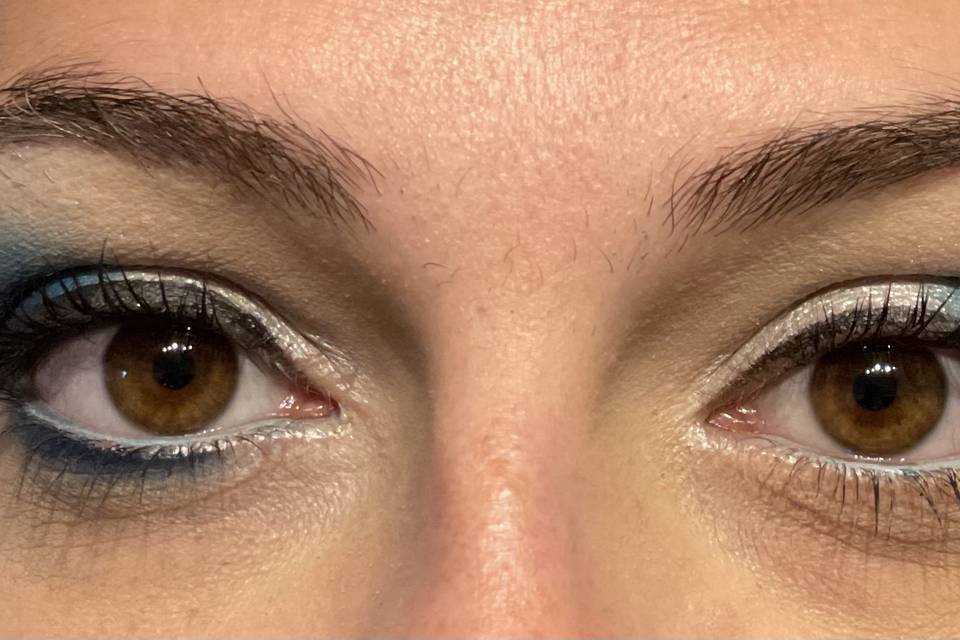 Ojos azules