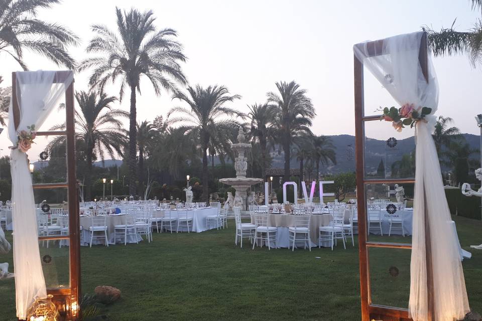 Boda en el jardín