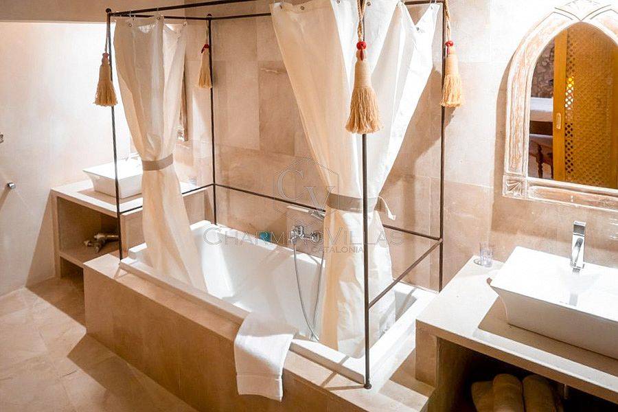 Suite India