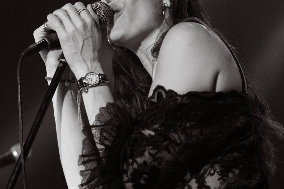Manuela Soriano cantante Daisy