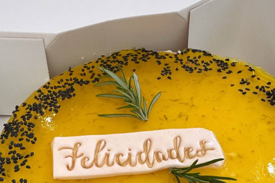 Pastel aniversario limon