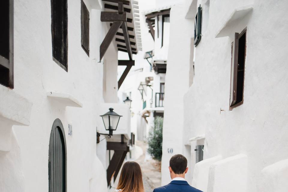 Postboda en las escalera