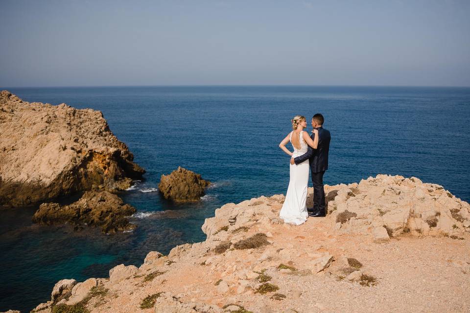 Pareja en las rocas