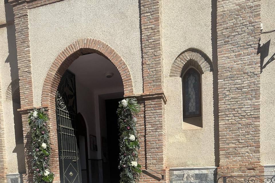 Puerta de iglesia
