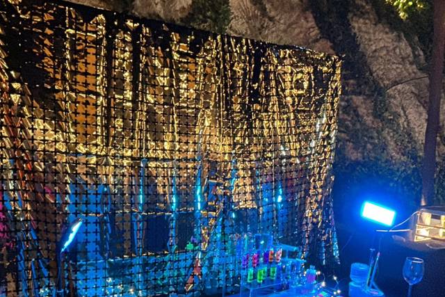Glitter bar