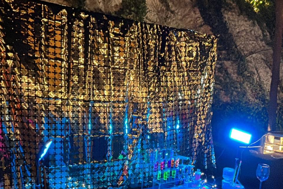 Glitter bar