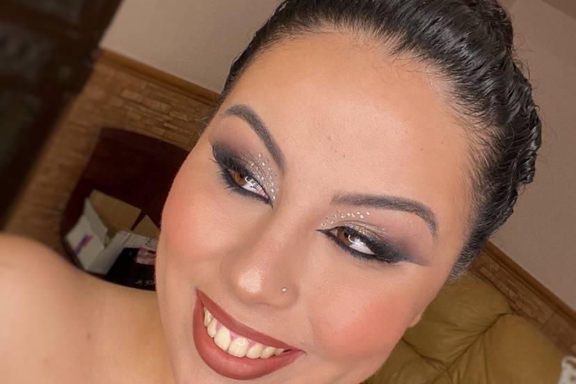 Lourdes Armario Makeup