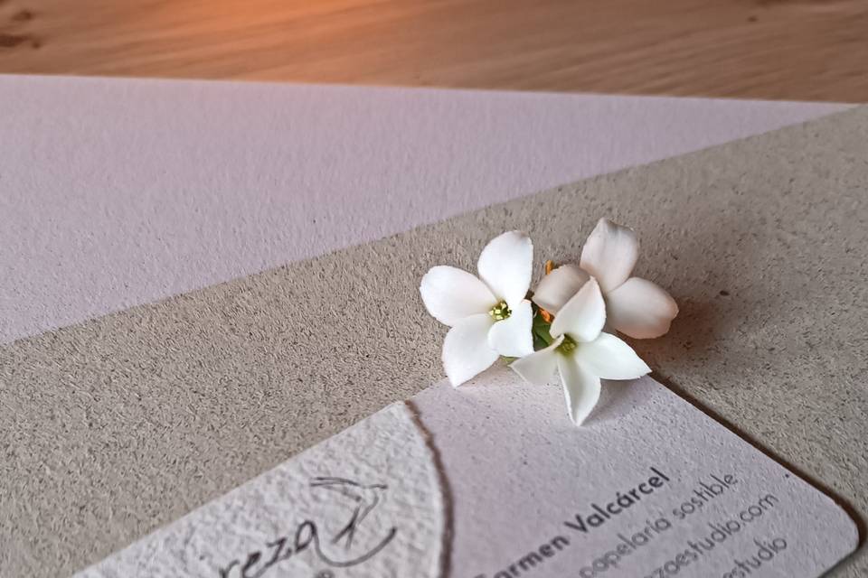 Papel Uva + Artesano
