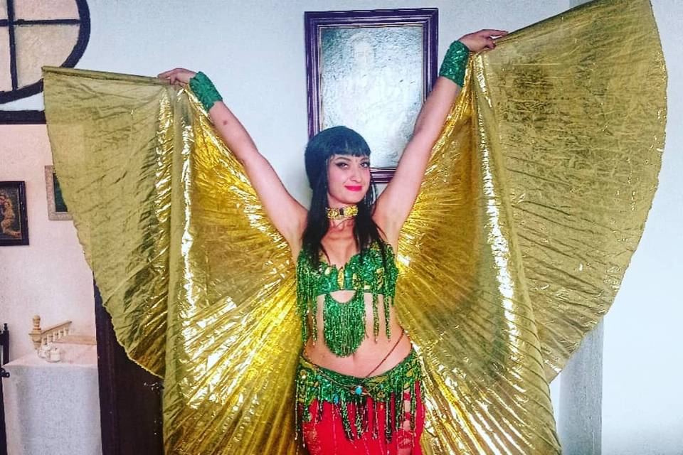 Carmen Amal Danza Oriental