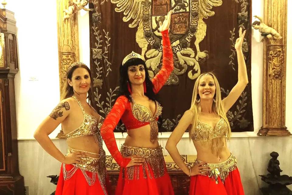Carmen Amal Danza Oriental